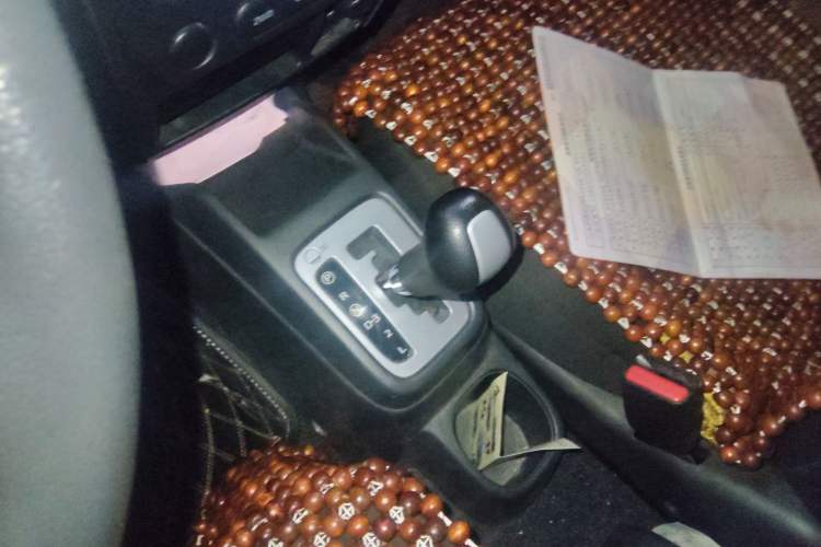 Used Suzuki Jimny 2015 1.3 AT JLX Gear Lever