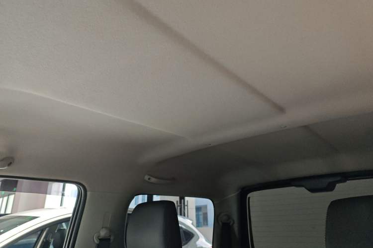 Used Suzuki Jimny 2015 1.3 AT Mode3 Navigation Edition Headliner