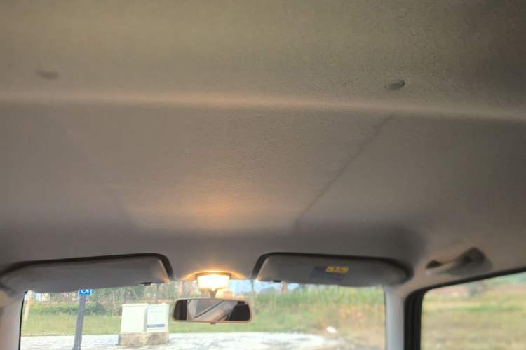 Used Suzuki Jimny 2015 1.3 AT Mode3 Navigation Edition Headliner
