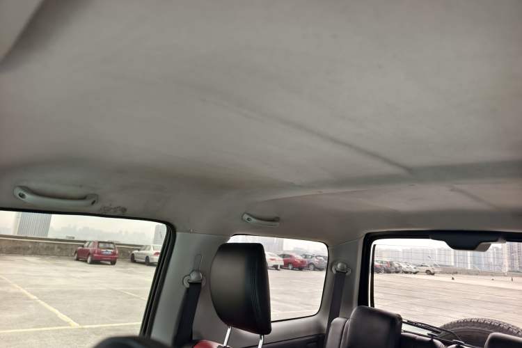 Used Suzuki Jimny 2015 1.3 AT JLX Headliner