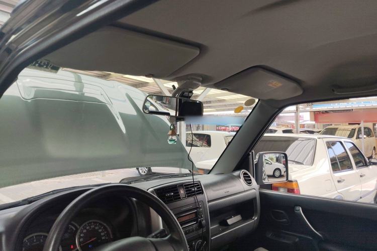 Used Suzuki Jimny 2015 1.3 AT JLX Headliner