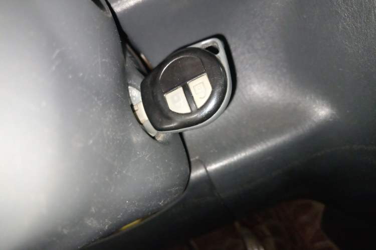 Used Suzuki Jimny 2015 1.3 AT JLX Interior 1