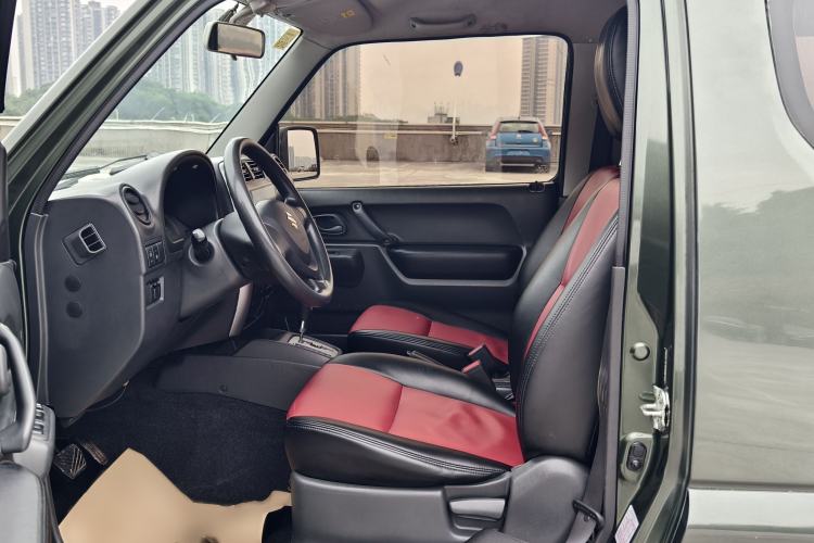 Used Suzuki Jimny 2015 1.3 AT JLX Interior 1