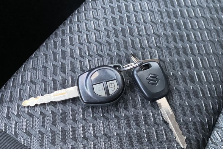 Used Suzuki Jimny 2015 1.3 AT JLX Interior 2
