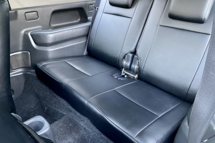 Used Suzuki Jimny 2015 1.3 AT JLX Interior 3