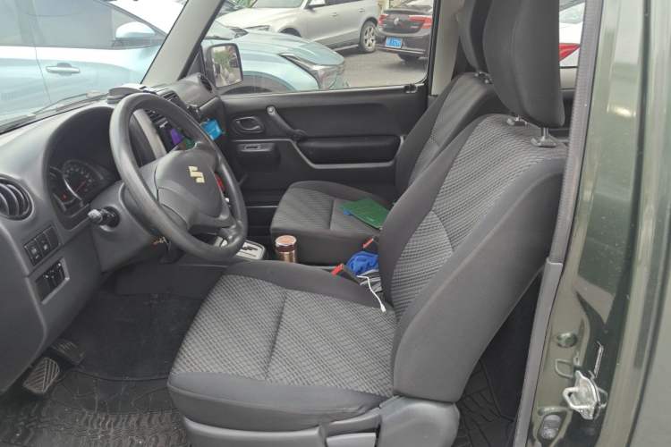 Used Suzuki Jimny 2015 1.3 AT JLX Left Front Seat