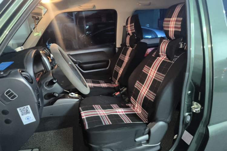 Used Suzuki Jimny 2015 1.3 AT JLX Left Front Seat