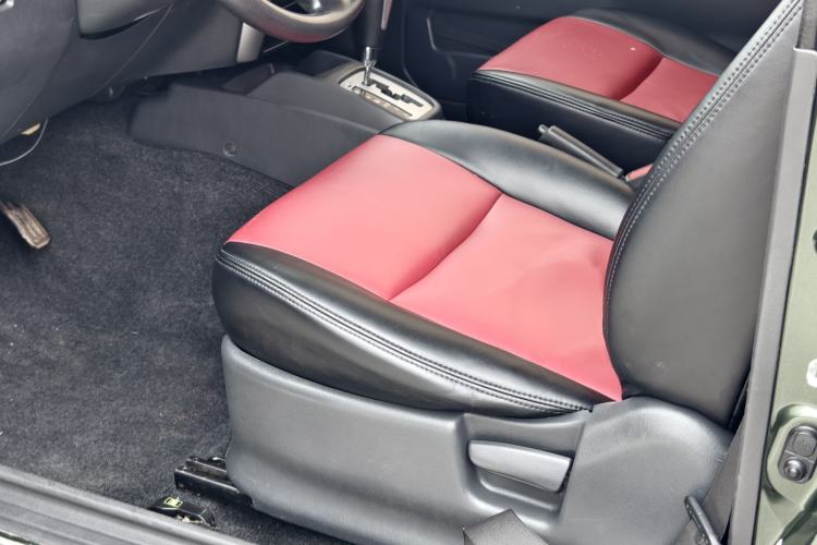 Used Suzuki Jimny 2015 1.3 AT JLX Left Front Seat