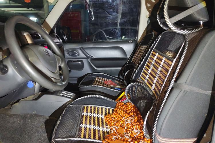 Used Suzuki Jimny 2015 1.3 AT JLX Left Front Seat
