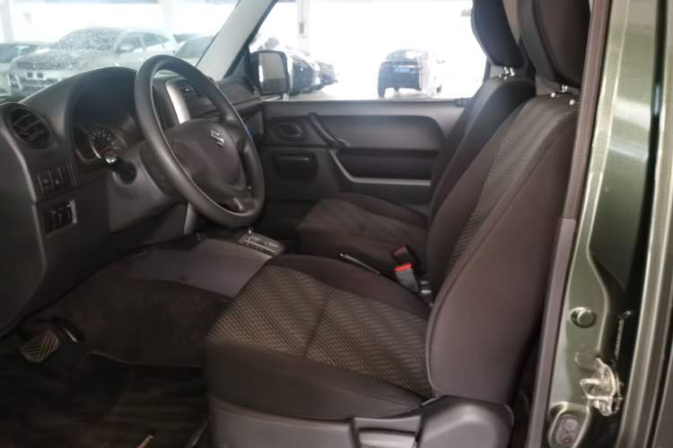 Used Suzuki Jimny 2015 1.3 AT JLX Left Front Seat