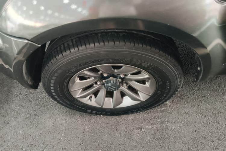 Used Suzuki Jimny 2015 1.3 AT JLX Left Front Wheel Hub