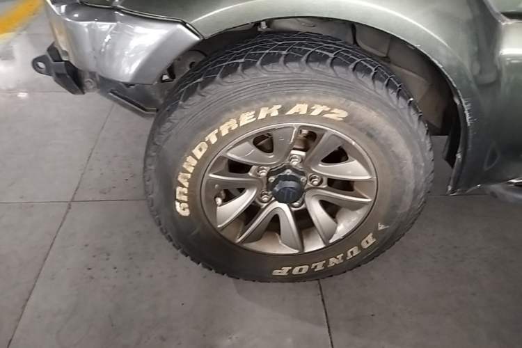 Used Suzuki Jimny 2015 1.3 AT JLX Left Front Wheel Hub