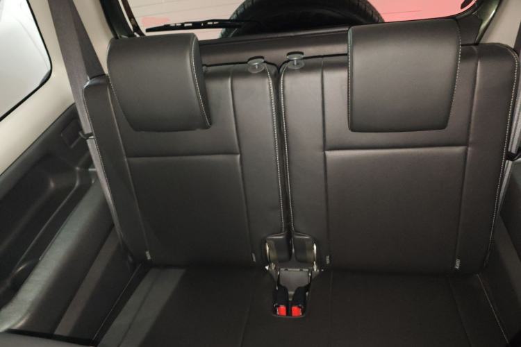Used Suzuki Jimny 2015 1.3 AT Mode3 Navigation Edition Left Rear Seat