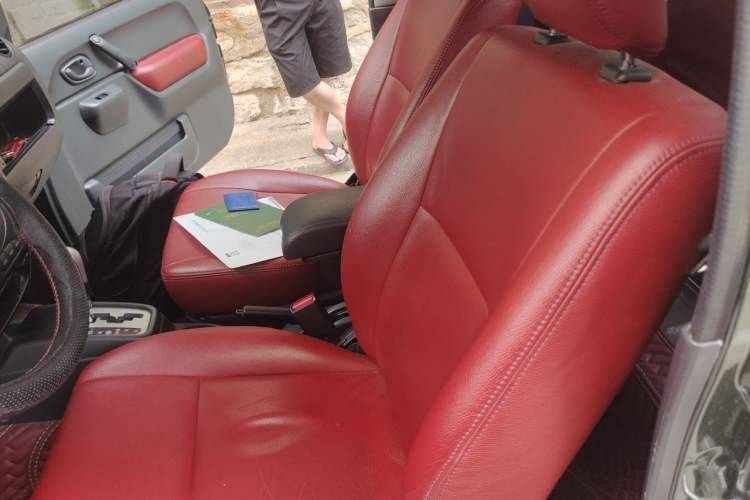 Used Suzuki Jimny 2015 1.3L AT JLX Navigation Edition Left Rear Seat