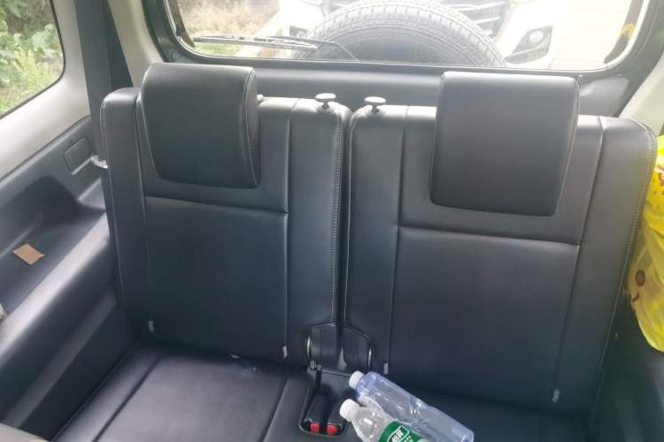 Used Suzuki Jimny 2015 1.3 AT Mode3 Navigation Edition Left Rear Seat