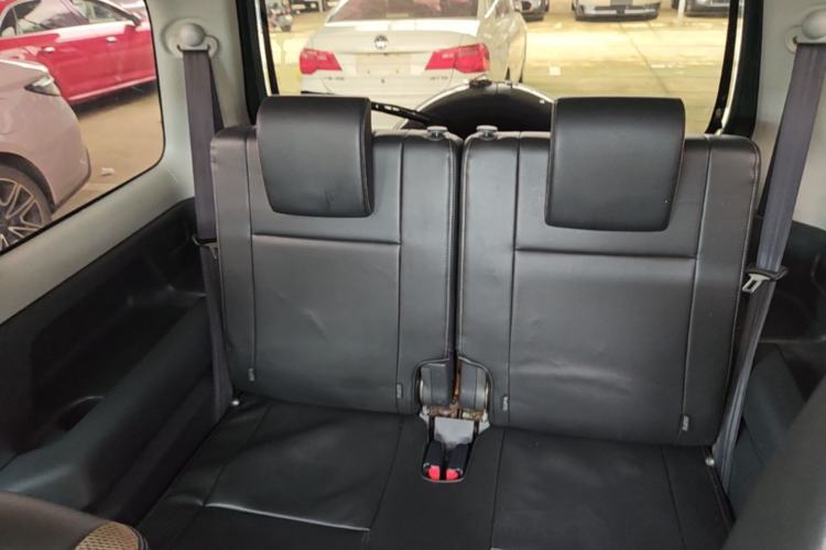 Used Suzuki Jimny 2015 1.3 AT Mode3 Navigation Edition Left Rear Seat