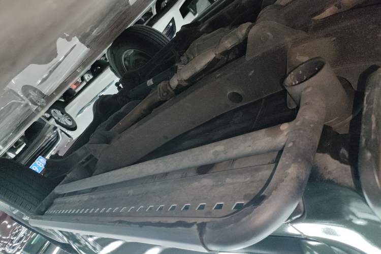Used Suzuki Jimny 2015 1.3L AT JLX Navigation Edition Left Side Sill