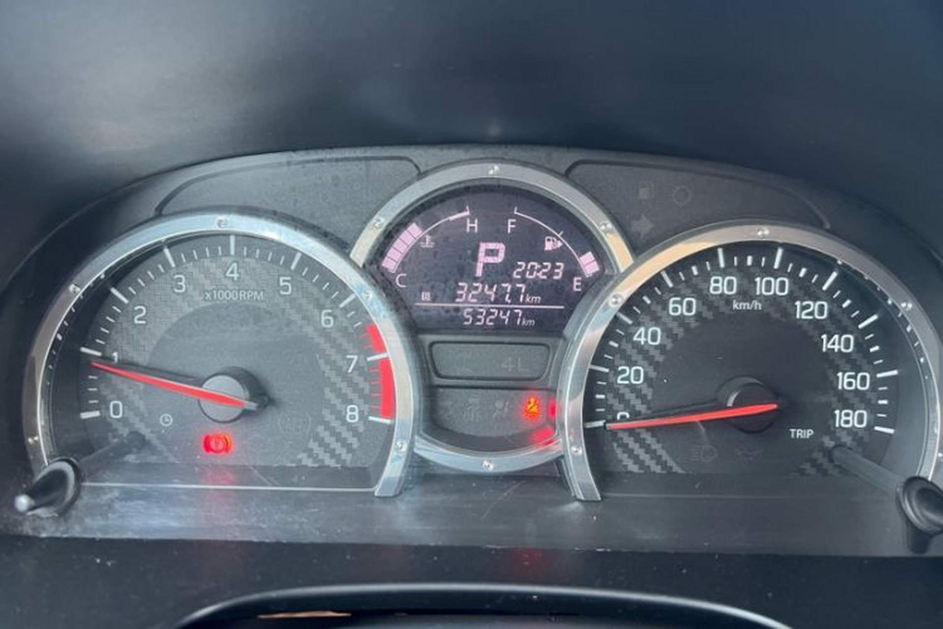 Used Suzuki Jimny 2015 1.3 AT Mode3 Navigation Edition Odometer Close Up