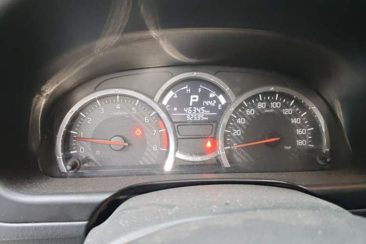 Used Suzuki Jimny 2015 1.3 AT Mode3 Navigation Edition Odometer Close Up