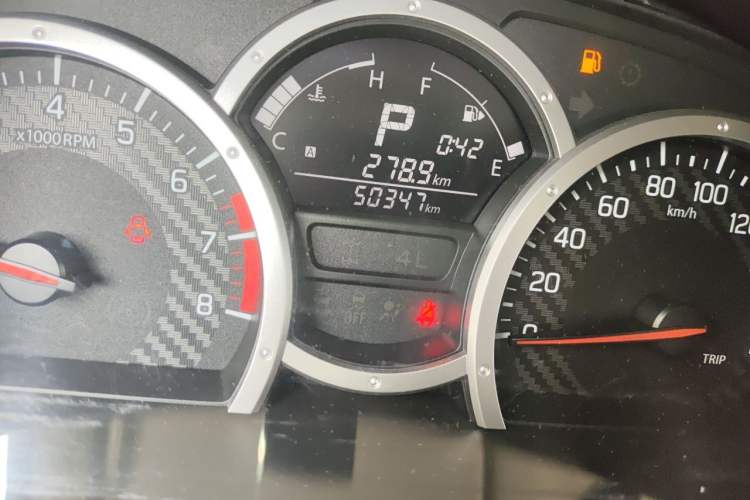 Used Suzuki Jimny 2015 1.3 AT JLX Odometer Close Up