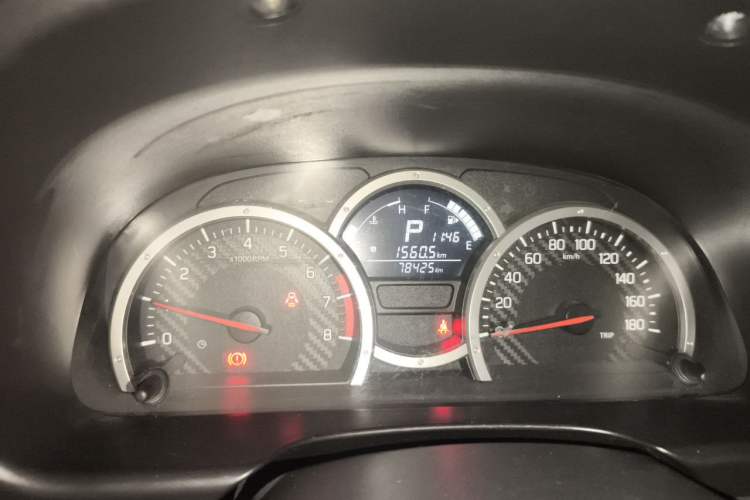 Used Suzuki Jimny 2015 1.3 AT JLX Odometer Close Up