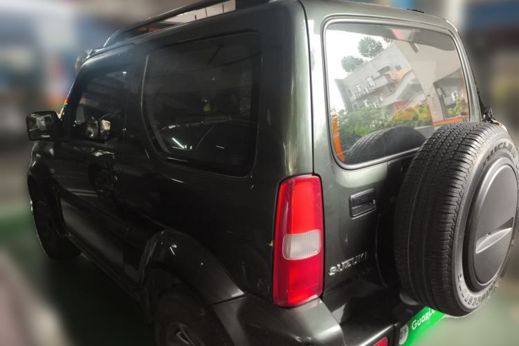 Used Suzuki Jimny 2015 1.3 AT JLX Rear Left 45 Deg