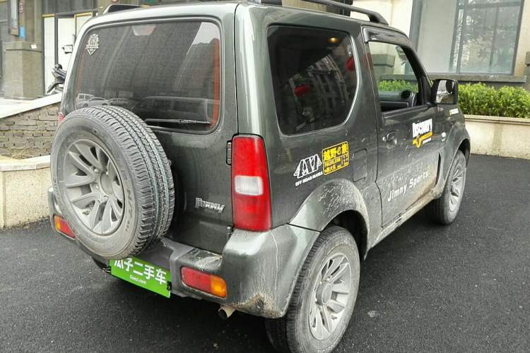 Used Suzuki Jimny 2015 1.3 MT JLX Navigation Edition Rear Right 45 Deg