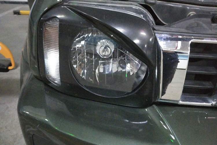 Used Suzuki Jimny 2015 1.3 MT JLX Right Front Headlight