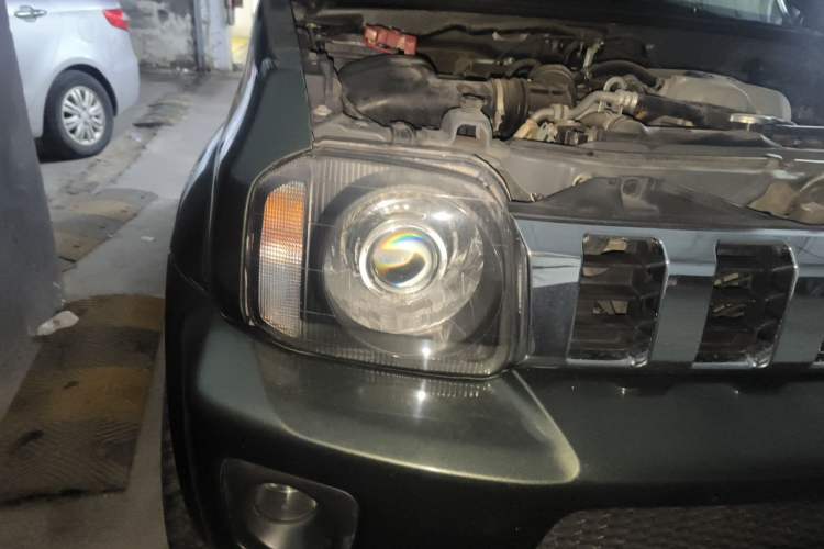 Used Suzuki Jimny 2015 1.3 AT JLX Right Front Headlight