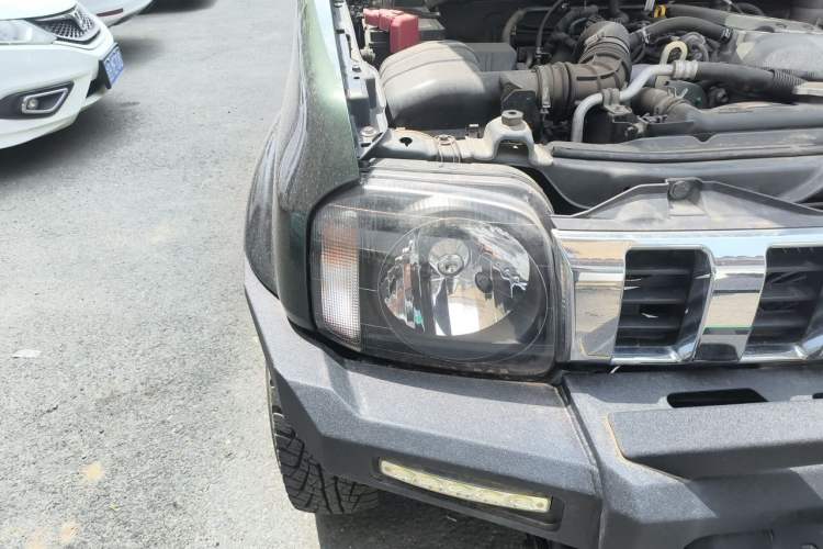 Used Suzuki Jimny 2015 1.3 AT JLX Right Front Headlight