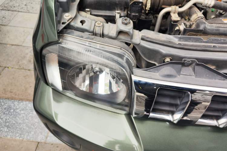 Used Suzuki Jimny 2015 1.3L AT JLX Navigation Edition Right Front Headlight