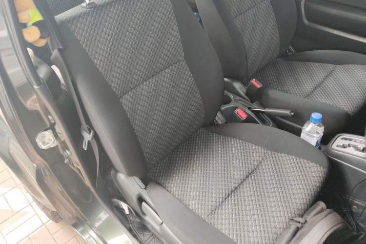 Used Suzuki Jimny 2015 1.3 AT JLX Right Front Seat
