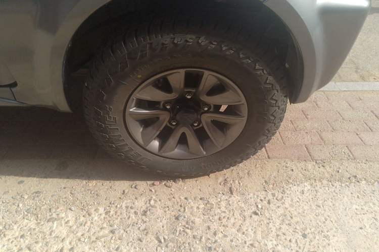 Used Suzuki Jimny 2015 1.3 AT Mode3 Navigation Edition Right Front Wheel Hub