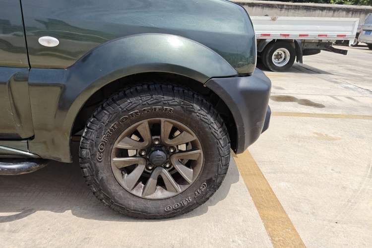 Used Suzuki Jimny 2015 1.3 AT JLX Right Front Wheel Hub