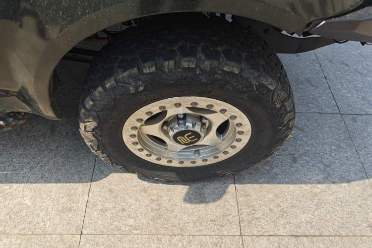 Used Suzuki Jimny 2015 1.3 AT JLX Right Front Wheel Hub