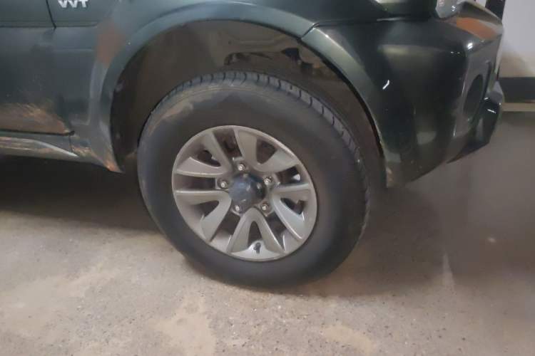 Used Suzuki Jimny 2015 1.3 AT JLX Right Front Wheel Hub