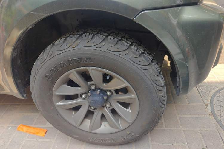 Used Suzuki Jimny 2015 1.3 AT JLX Right Front Wheel Hub