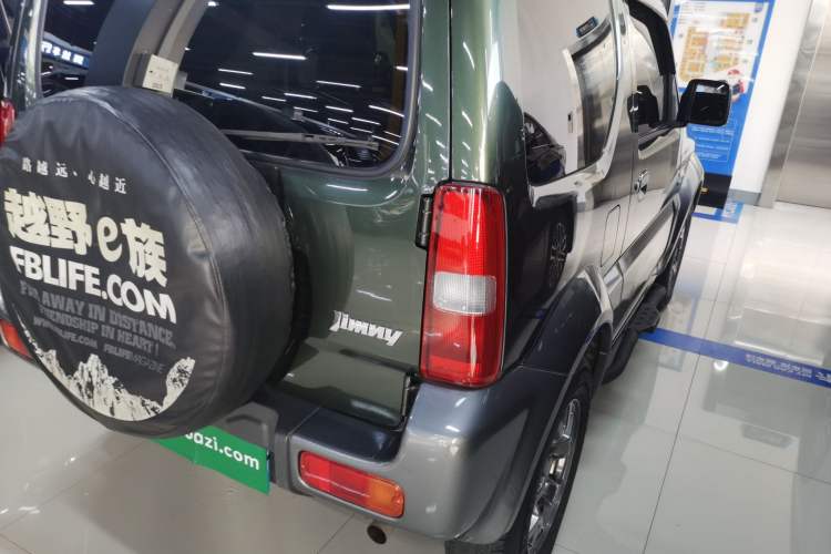 Used Suzuki Jimny 2015 1.3 AT Mode3 Navigation Edition Right Rear Taillight