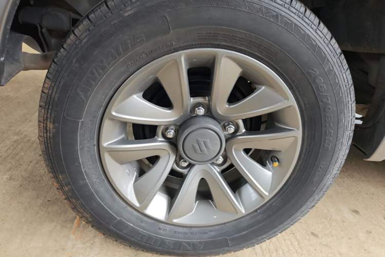 Used Suzuki Jimny 2015 1.3 AT Mode3 Navigation Edition Right Rear Wheel Hub
