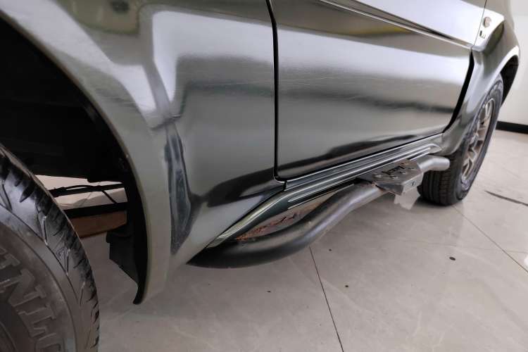 Used Suzuki Jimny 2015 1.3 AT JLX Right Side Sill