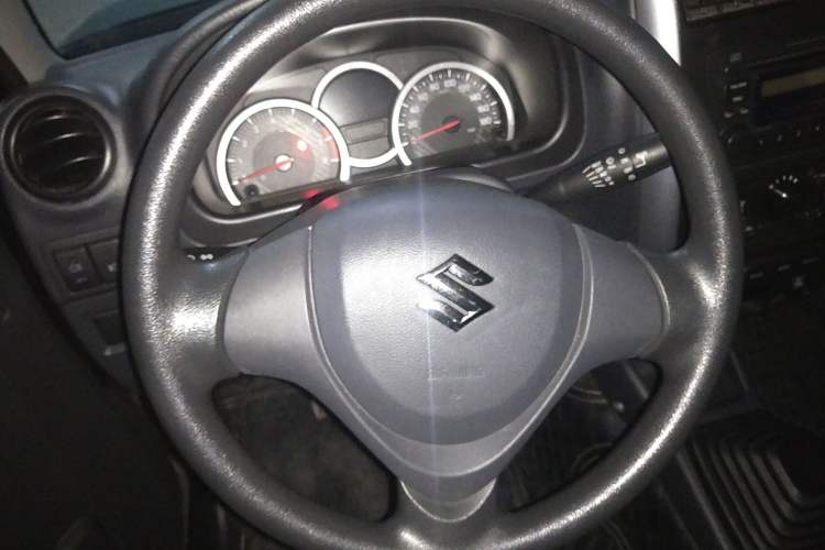 Used Suzuki Jimny 2015 1.3 MT JLX Steering Wheel