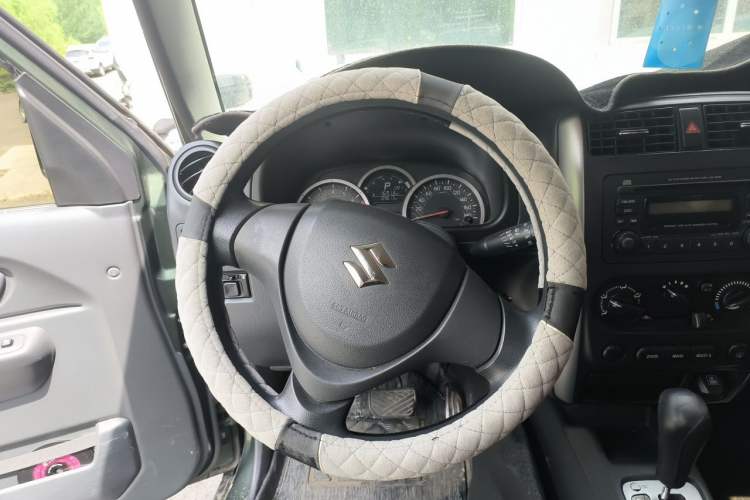 Used Suzuki Jimny 2015 1.3 AT JLX Steering Wheel
