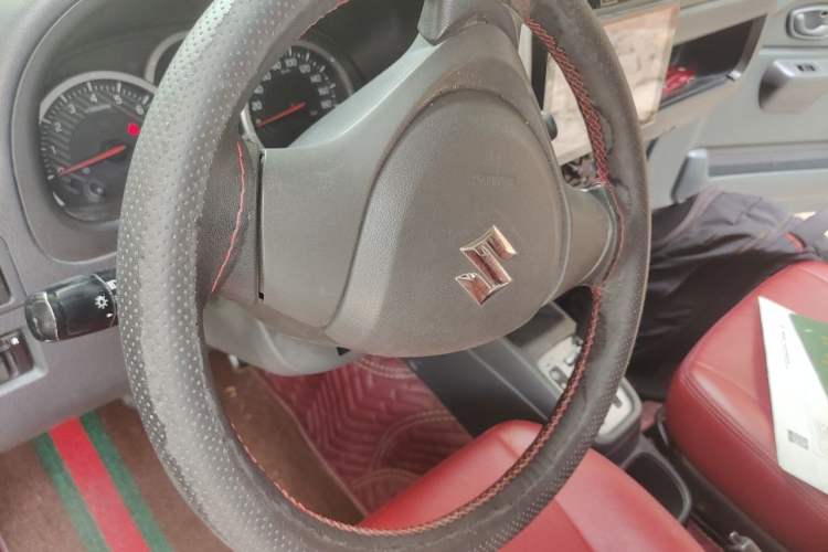 Used Suzuki Jimny 2015 1.3L AT JLX Navigation Edition Steering Wheel