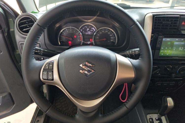 Used Suzuki Jimny 2015 1.3 AT Mode3 Navigation Edition Steering Wheel