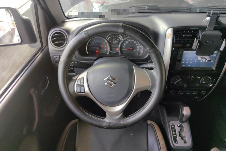 Used Suzuki Jimny 2015 1.3 AT Mode3 Navigation Edition Steering Wheel