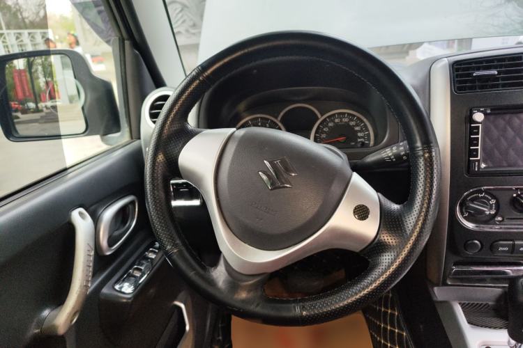 Used Suzuki Jimny 2015 1.3L AT JLX Navigation Edition Steering Wheel