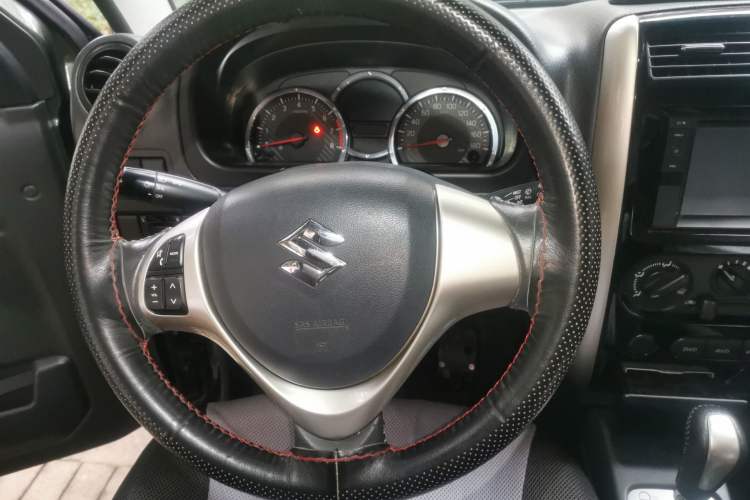 Used Suzuki Jimny 2015 1.3 AT Mode3 Navigation Edition Steering Wheel