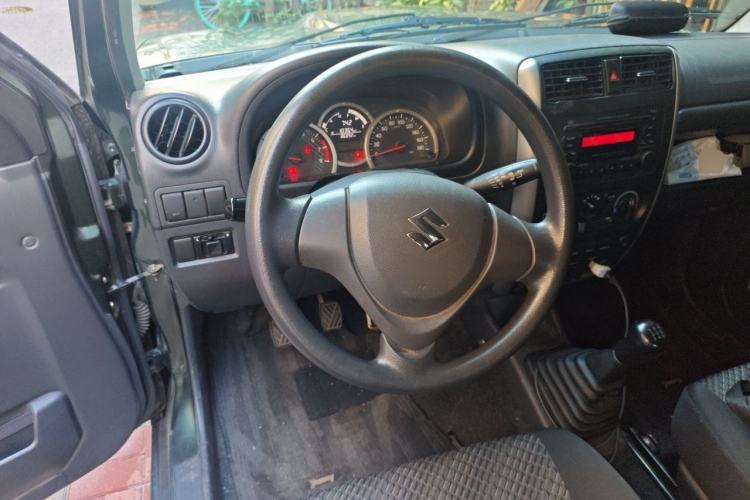 Used Suzuki Jimny 2015 1.3 MT JLX Steering Wheel
