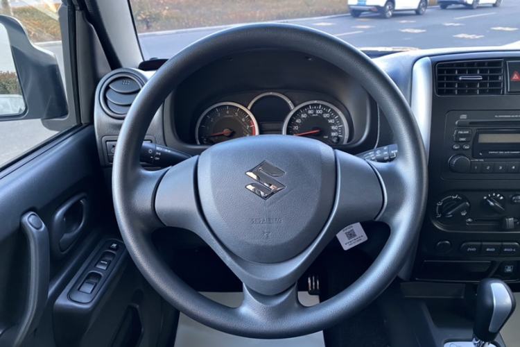 Used Suzuki Jimny 2015 1.3 AT JLX Steering Wheel