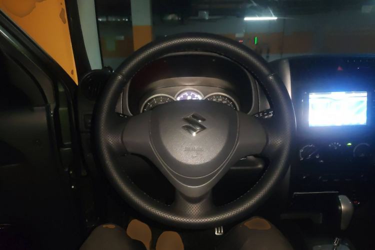 Used Suzuki Jimny 2015 1.3 AT JLX Steering Wheel